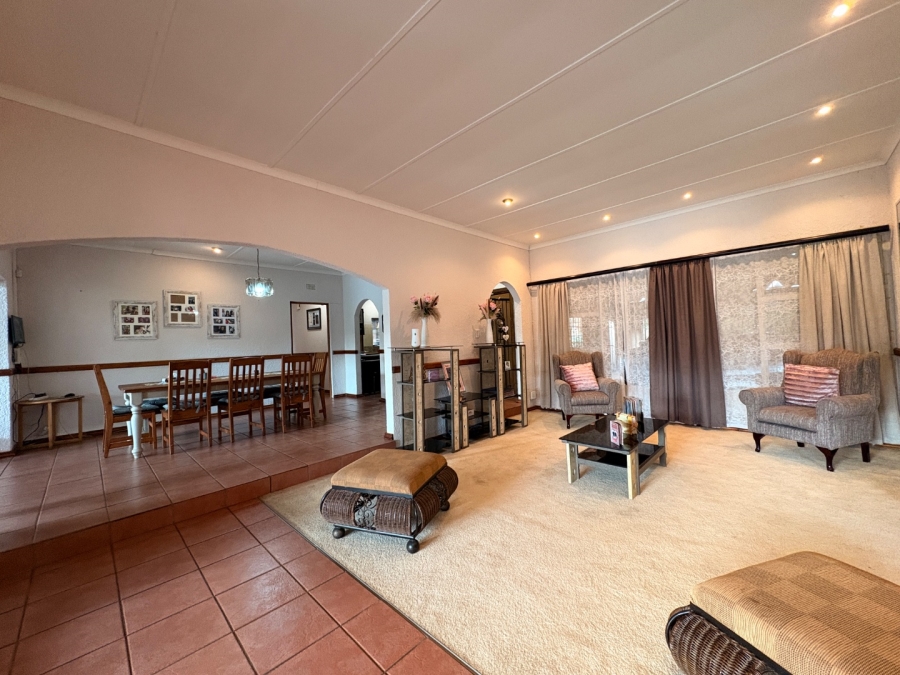 3 Bedroom Property for Sale in La Hoff North West